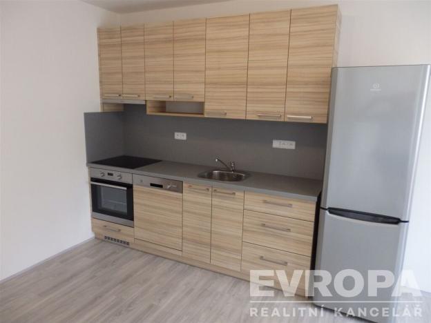 Pronájem bytu 1+kk, Havlíčkův Brod, Svatovojtěšská, 32 m2
