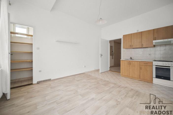 Pronájem bytu 2+kk, Pardubice, Smilova, 50 m2