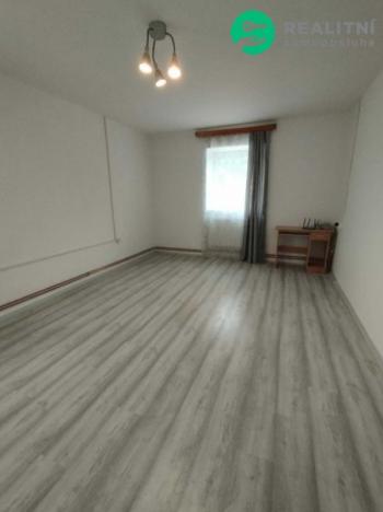 Pronájem bytu 1+1, Povrly, Ústecká, 36 m2