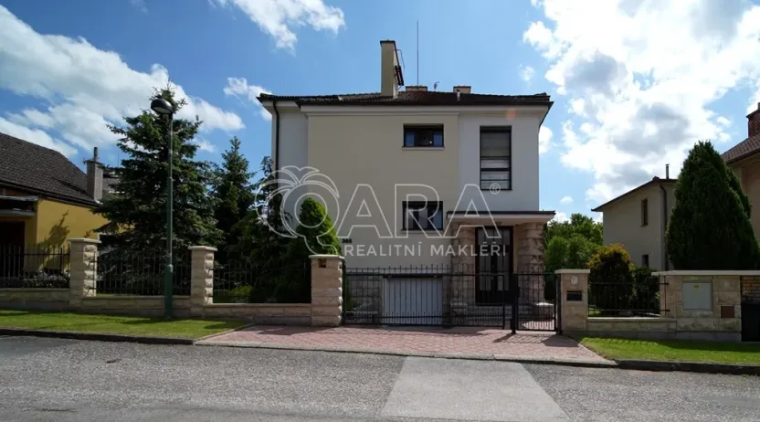 Prodej vícegeneračního domu, Lázně Bělohrad, Tyršova, 247 m2