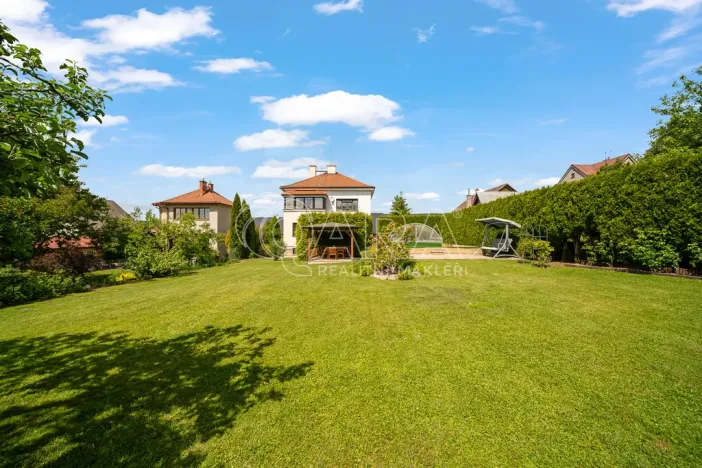 Prodej vícegeneračního domu, Lázně Bělohrad, Tyršova, 247 m2