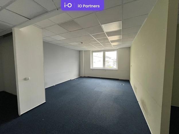 Pronájem kanceláře, Praha - Smíchov, Plzeňská, 360 m2