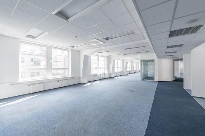 Pronájem kanceláře, Praha - Karlín, Sokolovská, 312 m2