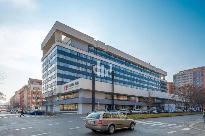Pronájem kanceláře, Praha - Holešovice, Dělnická, 144 m2