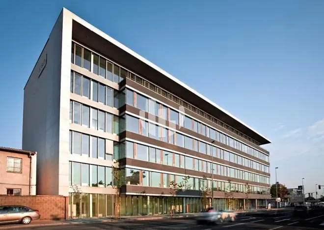 Pronájem kanceláře, Praha - Smíchov, Moulíkova, 570 m2