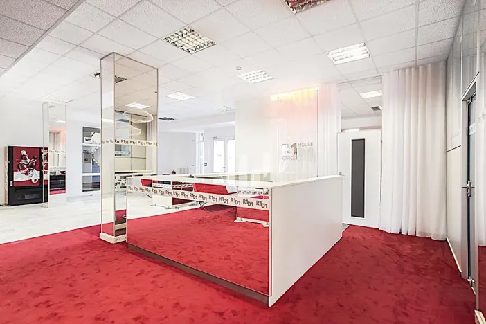 Pronájem kanceláře, Praha - Chodov, Roztylská, 375 m2