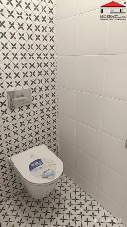 Pronájem obchodního prostoru, Opava, Olomoucká, 127 m2