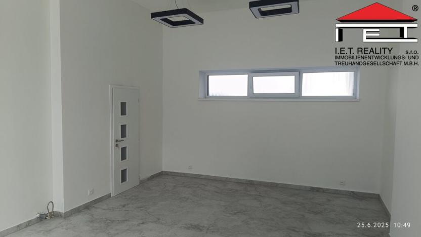 Pronájem obchodního prostoru, Opava, Olomoucká, 33 m2