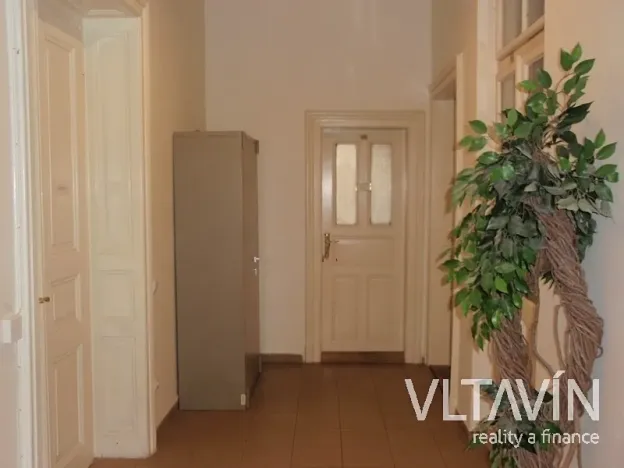 Pronájem kanceláře, Praha - Nové Město, Revoluční, 102 m2