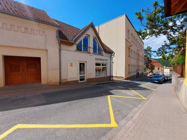 Pronájem obchodního prostoru, Tišnov, Dvořáčkova, 55 m2