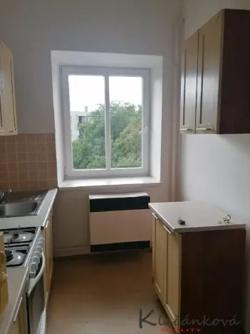 Pronájem bytu 1+1, Napajedla, Masarykovo náměstí, 33 m2