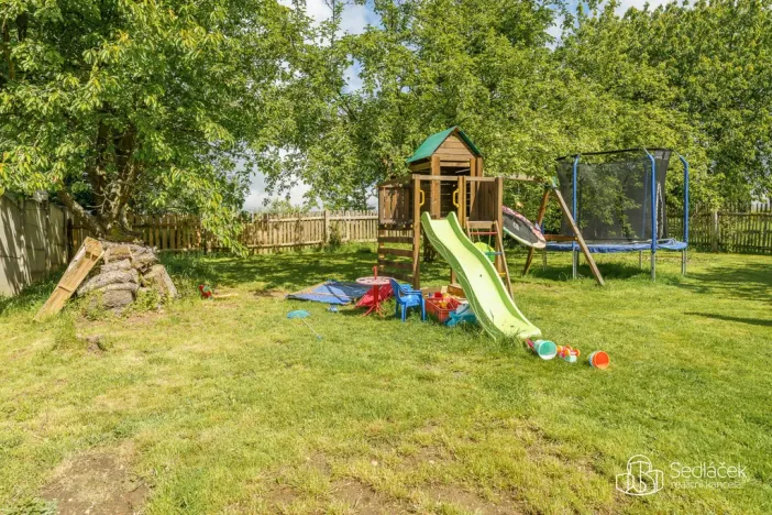 Prodej rodinného domu, Habartov - Horní Částkov, 150 m2