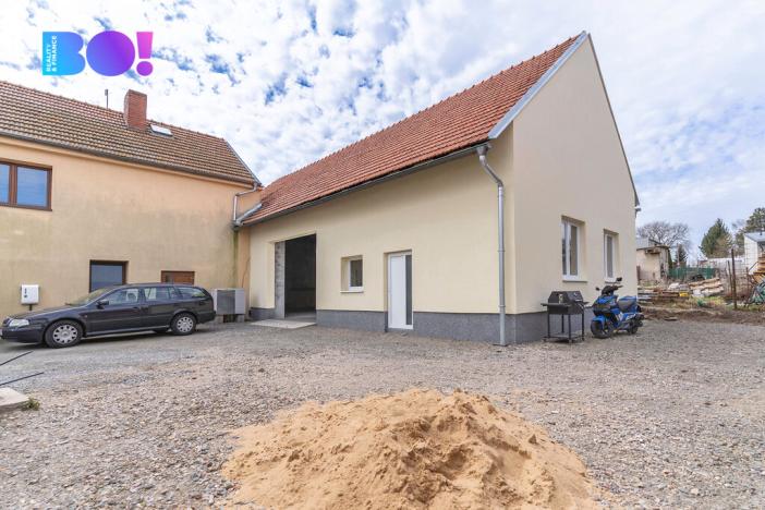 Pronájem skladu, Oleška, 125 m2