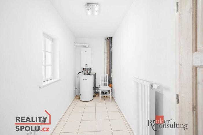 Prodej rodinného domu, Litohlavy, 235 m2