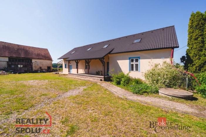 Prodej rodinného domu, Litohlavy, 235 m2