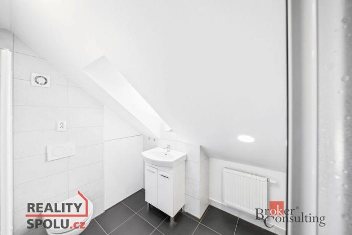 Prodej rodinného domu, Litohlavy, 235 m2