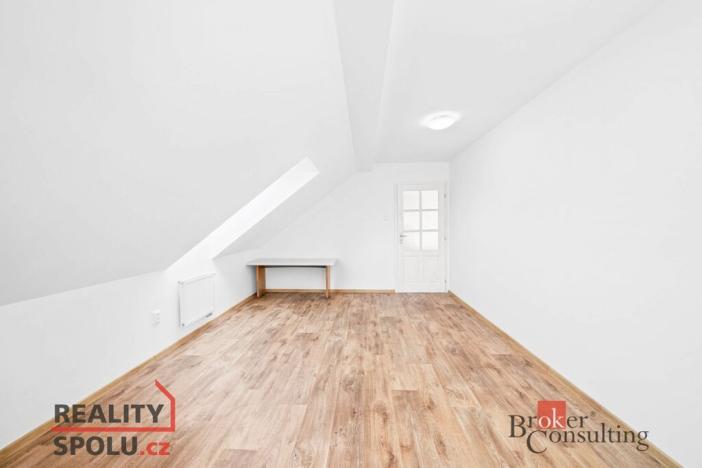 Prodej rodinného domu, Litohlavy, 235 m2