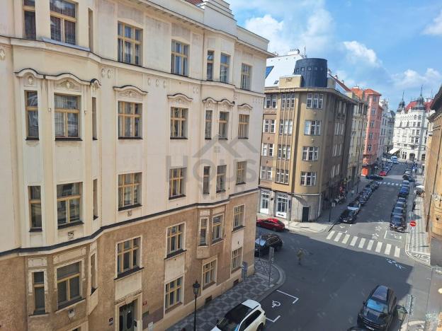 Prodej bytu 2+1, Praha - Staré Město, Bílkova, 55 m2