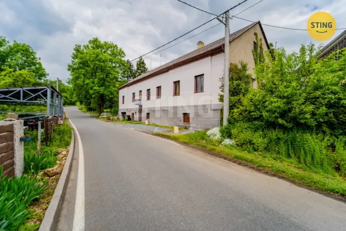 Prodej komerční nemovitosti, Horní Město - Rešov, 600 m2