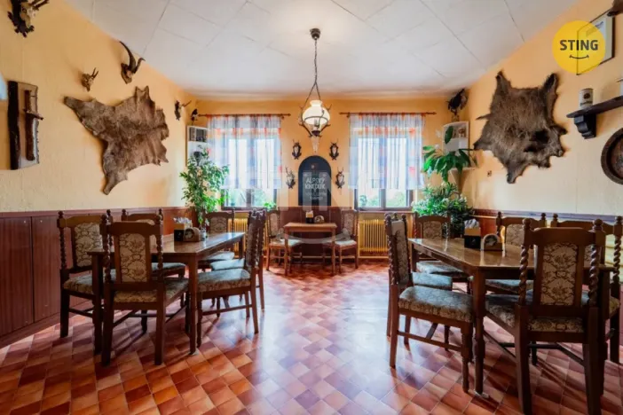 Prodej komerční nemovitosti, Horní Město - Rešov, 600 m2