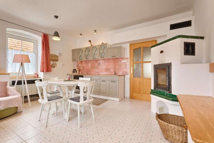 Prodej rodinného domu, Číměř, 429 m2