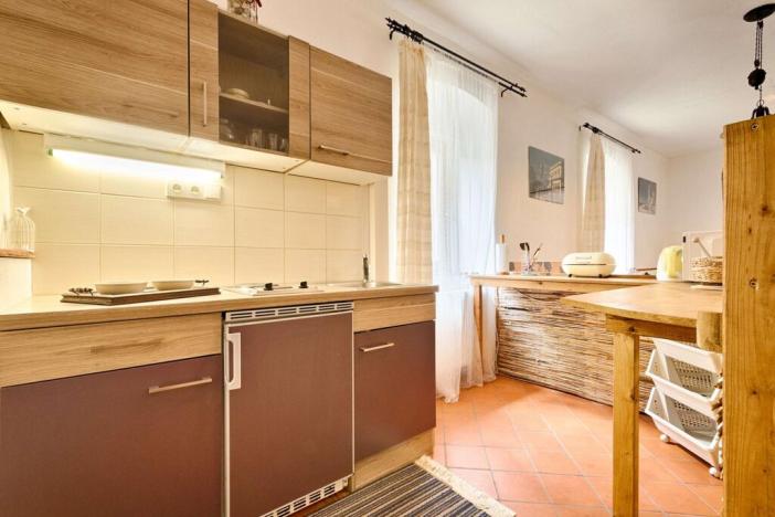 Prodej rodinného domu, Číměř, 429 m2