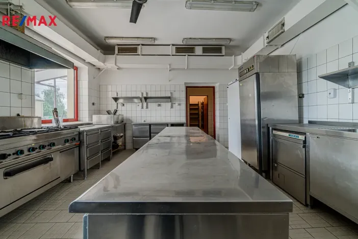 Prodej restaurace, Havířov - Šumbark, U Nádraží, 595 m2