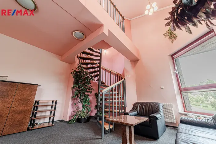 Prodej restaurace, Havířov - Šumbark, U Nádraží, 595 m2