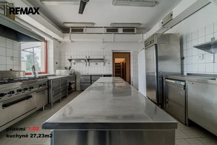 Prodej kanceláře, Havířov - Šumbark, U Nádraží, 595 m2