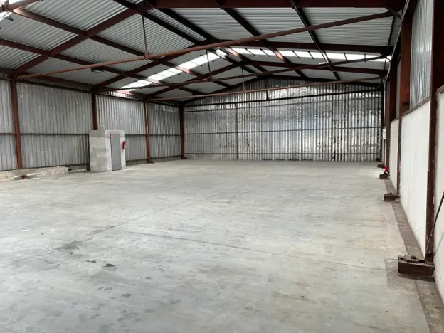 Pronájem skladu, Boršov nad Vltavou, Průmyslová, 598 m2