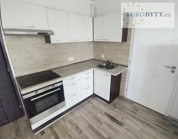 Prodej bytu 2+kk, Praha - Vršovice, Vršovická, 76 m2