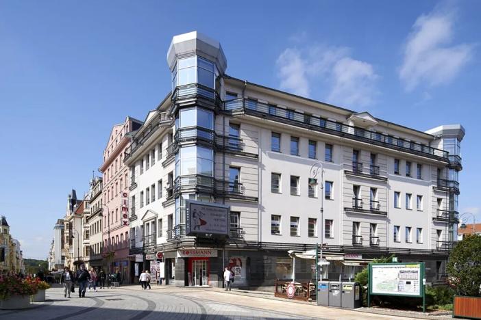 Pronájem kanceláře, Karlovy Vary, T. G. Masaryka, 60 m2