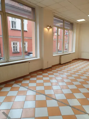 Pronájem obchodního prostoru, Kutná Hora, Vocelova, 260 m2