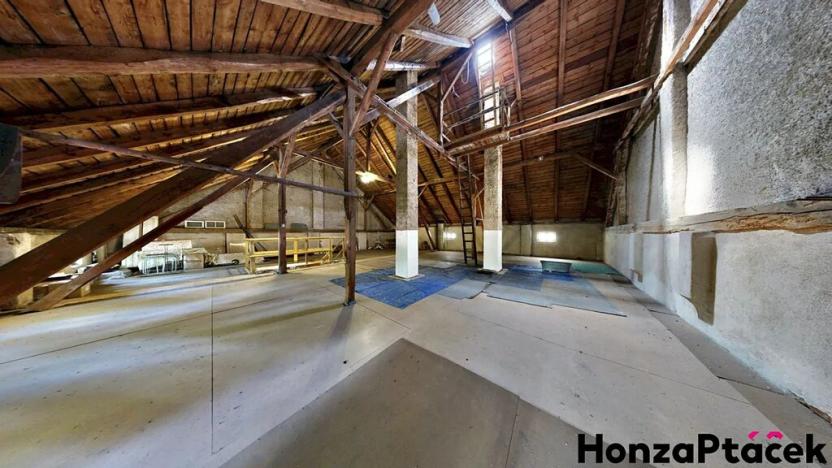 Prodej rodinného domu, Čistá, J. A. Komenského, 403 m2