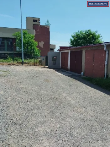 Prodej garáže, Slavkov u Brna, Zlatá Hora, 18 m2