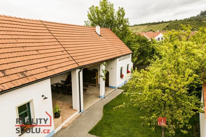 Prodej rodinného domu, Perná, 403 m2