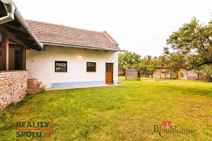 Prodej rodinného domu, Perná, 403 m2