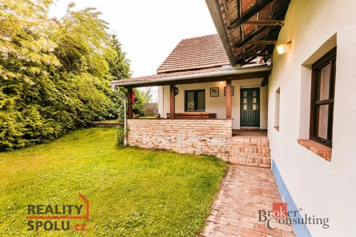 Prodej rodinného domu, Perná, 403 m2