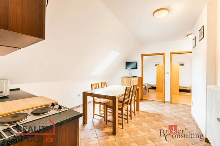 Prodej rodinného domu, Perná, 403 m2