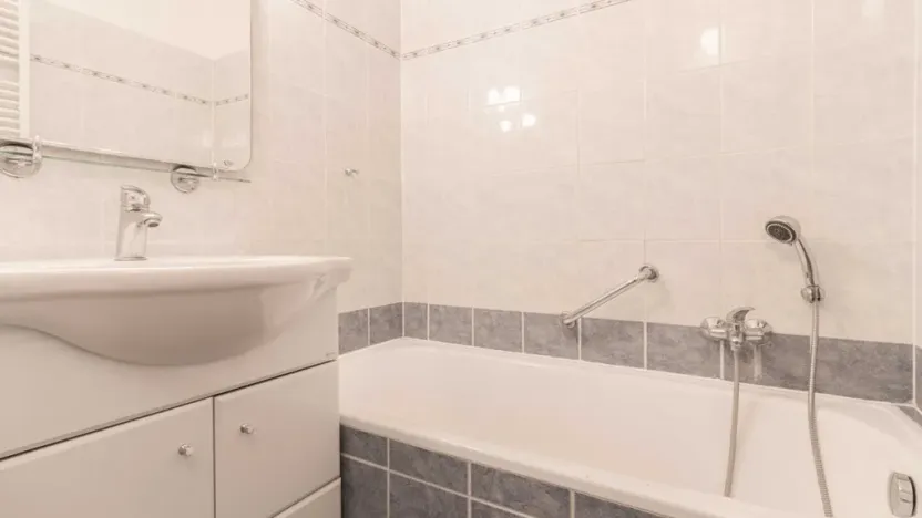 Pronájem bytu 2+1, Olomouc - Nová Ulice, Albertova, 56 m2