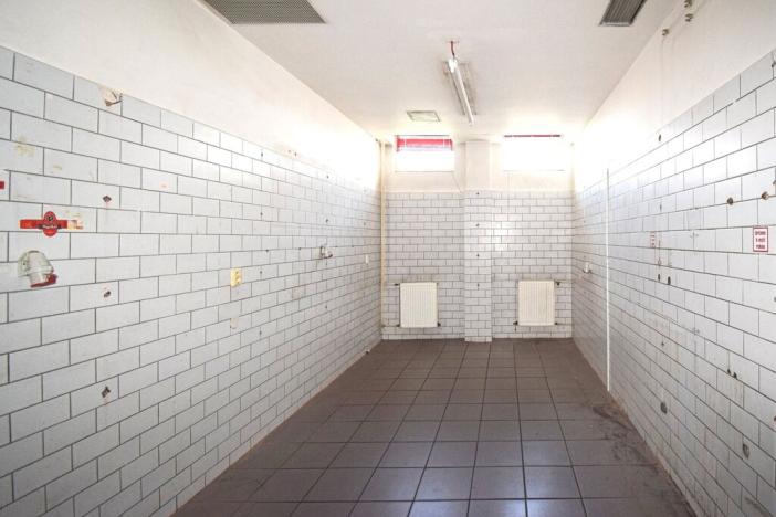 Pronájem obchodního prostoru, Plzeň - Lobzy, Sousedská, 350 m2