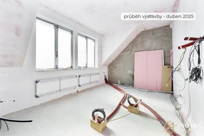 Pronájem ordinace, Praha - Vinoř, Mladoboleslavská, 92 m2