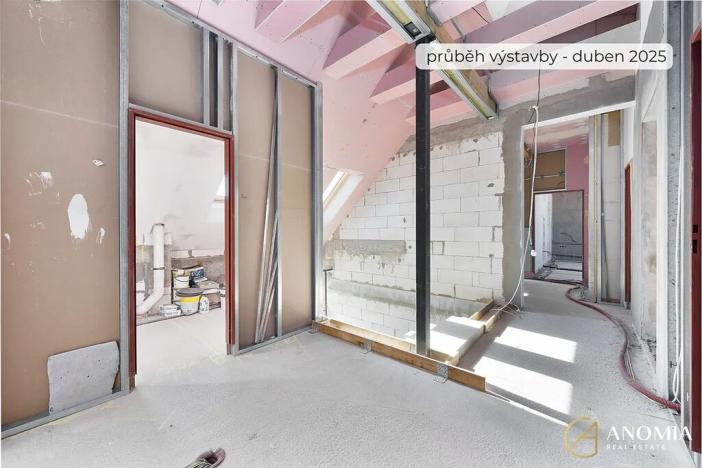 Pronájem ordinace, Praha - Vinoř, Mladoboleslavská, 92 m2