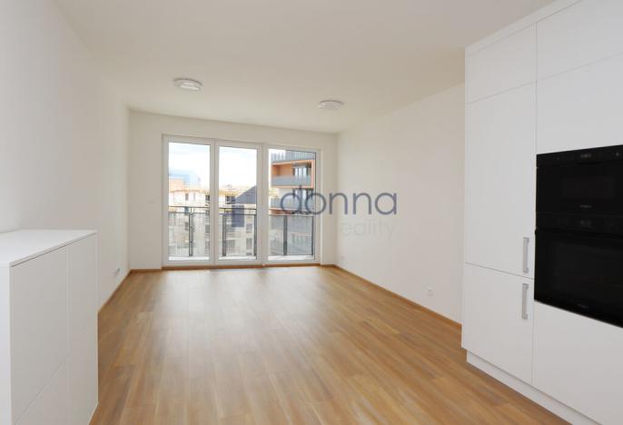 Pronájem bytu 2+kk, Praha, Výstavní, 51 m2