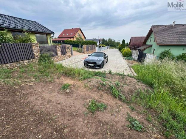 Prodej pozemku pro bydlení, Jeviněves, 1165 m2