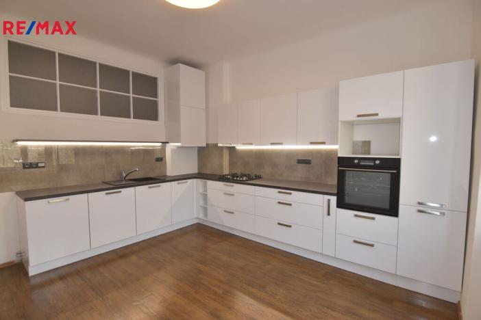 Pronájem bytu 1+1, Olomouc, Husova, 70 m2