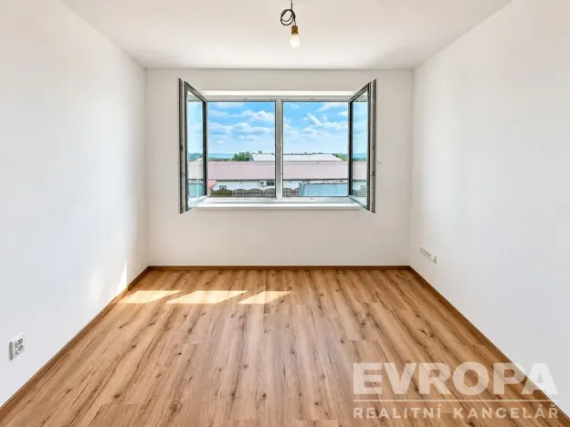 Prodej bytu 2+kk, Vysoký Újezd, Ke Kuchaři, 69 m2
