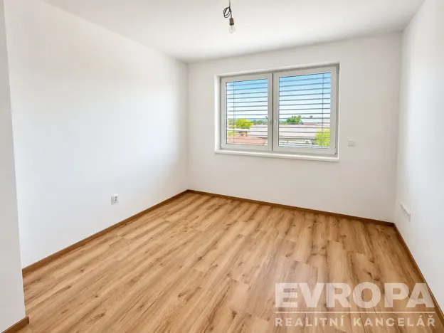 Prodej bytu 2+kk, Vysoký Újezd, Ke Kuchaři, 69 m2