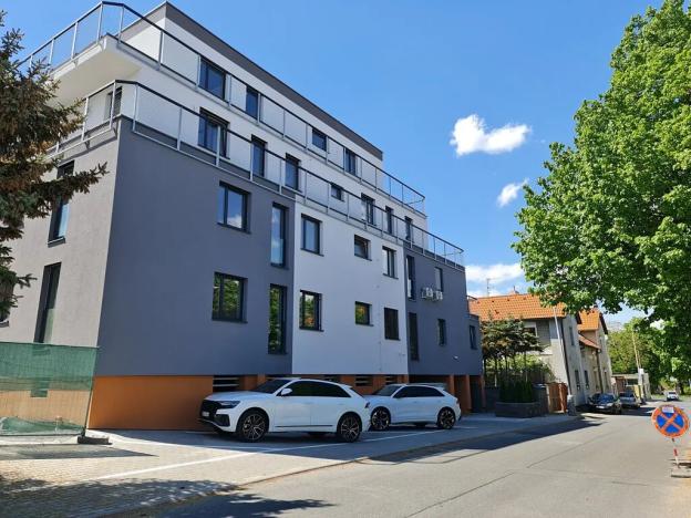 Pronájem bytu 3+kk, Kladno, Vrchlického, 70 m2