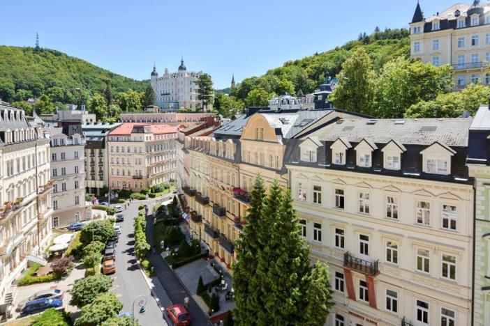 Prodej půdního prostoru, Karlovy Vary, Sadová, 150 m2